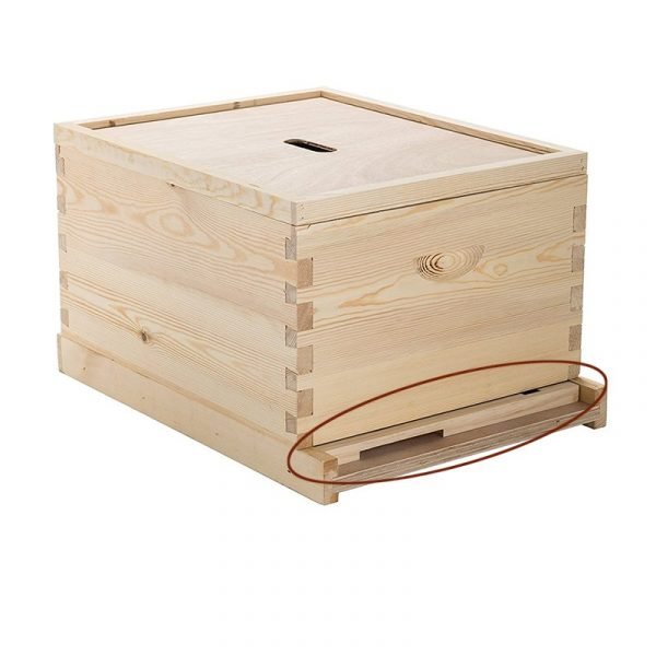 Beehive-Wood-Entrance-Reducer-4